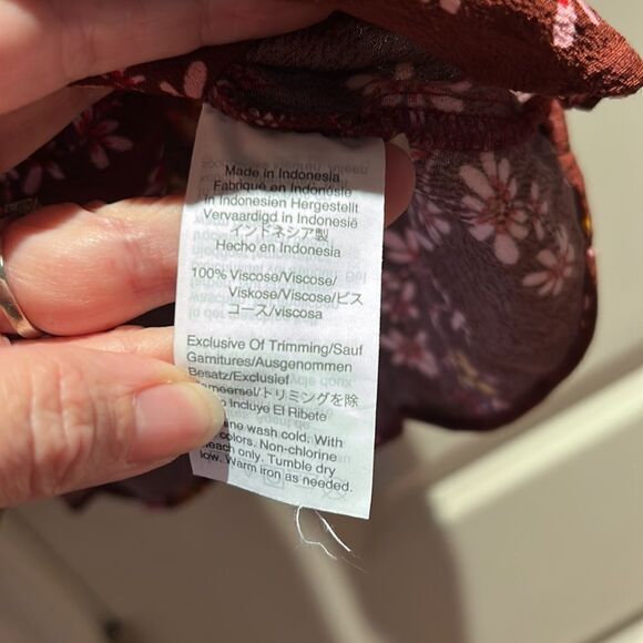 Madewell Tie-Sleeve Wrap Top in Butterfly Sanctuary 4 - Picture 10 of 12